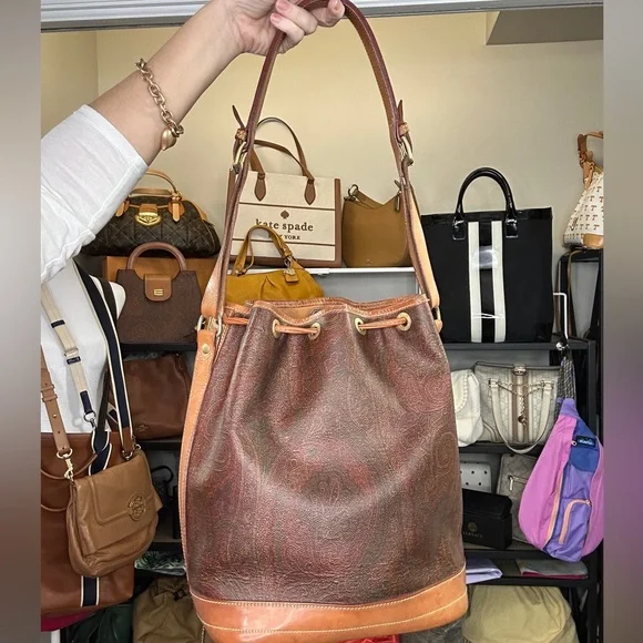 Vintage Etro Paisley Bucket Bag | Made in Italy | Leather Trim Large Drawstring - Picture 4 of 14